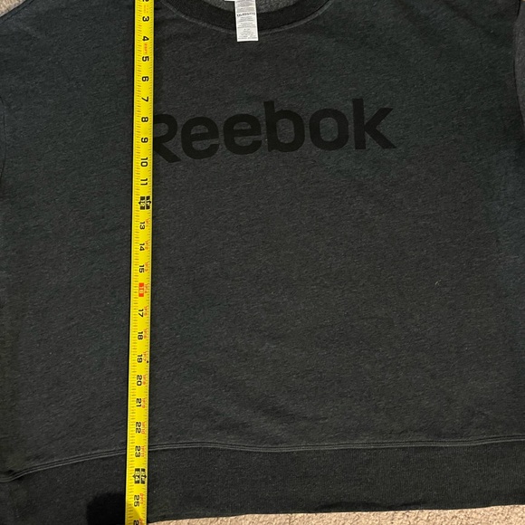 New XXL Woman’s Reebok Crew Sweatshirt, Dark Heather Gray - Picture 4 of 5